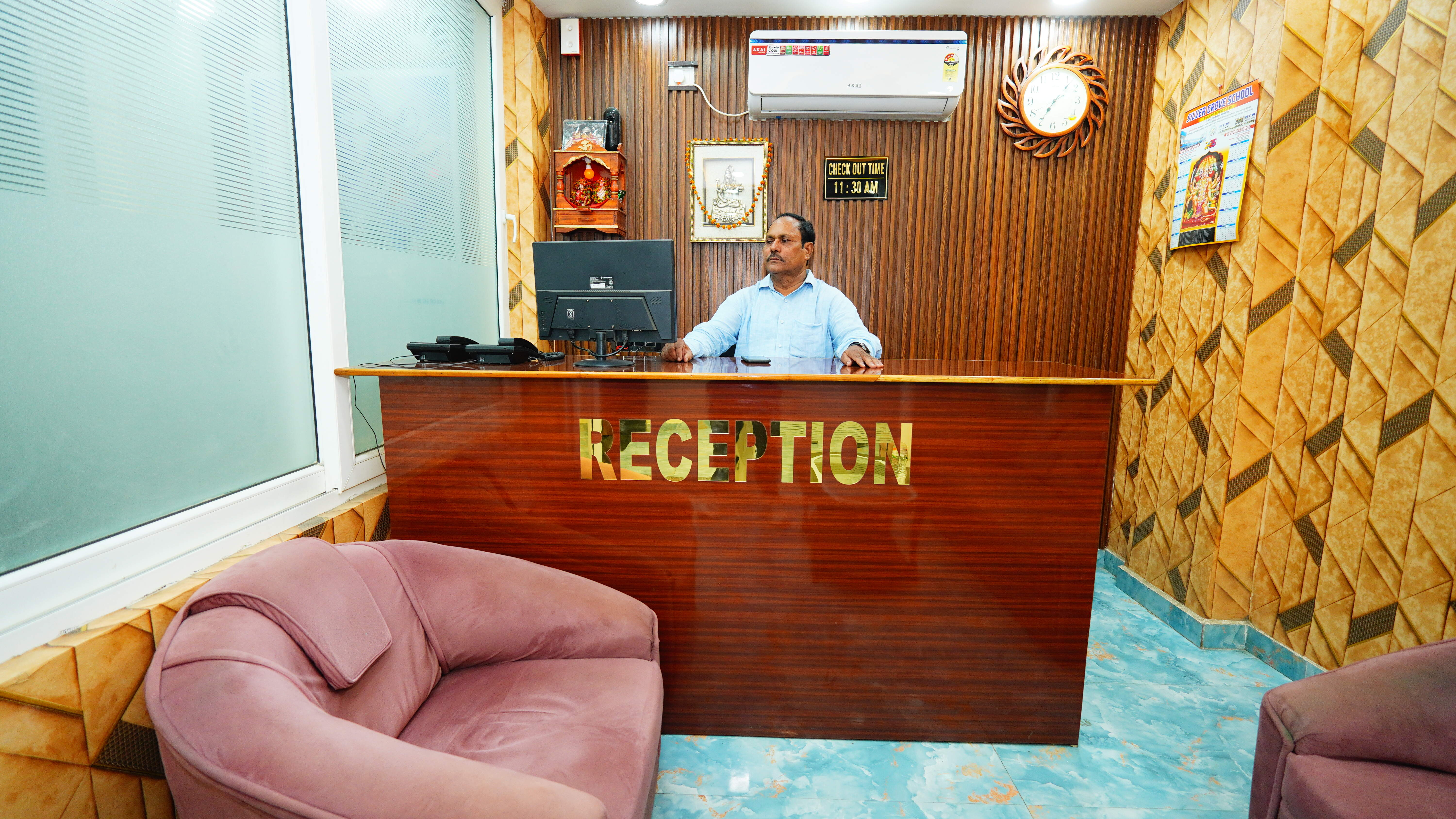 Royal Hotel